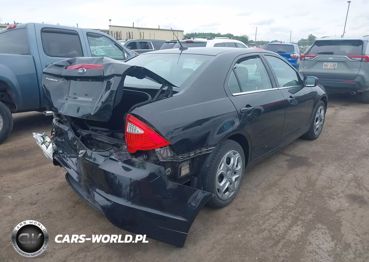 2010 Ford Fusion Se VIN:3FAHP0HA1AR322598 - 4