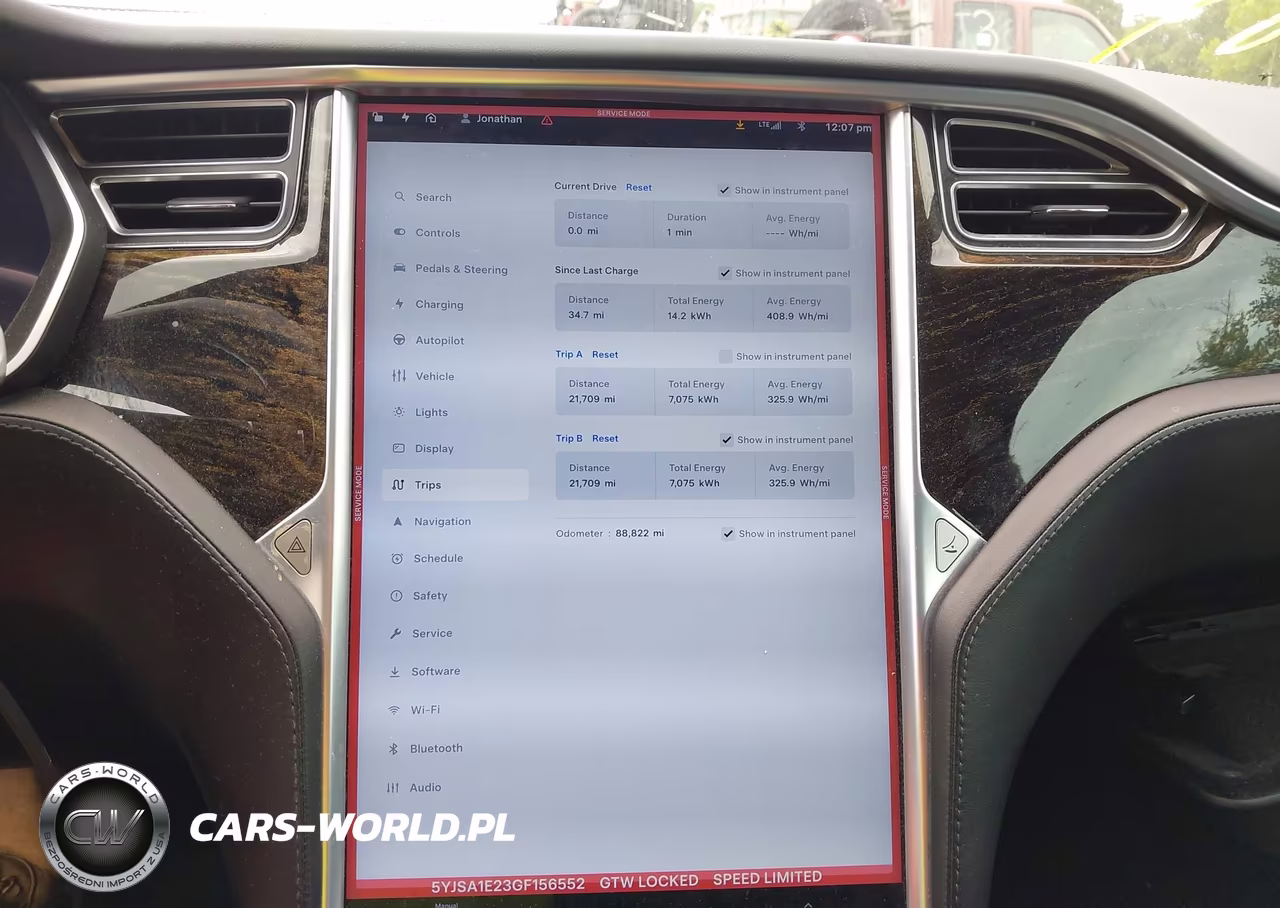 2016 Tesla Model S VIN:5YJSA1E23GF156552 - 18