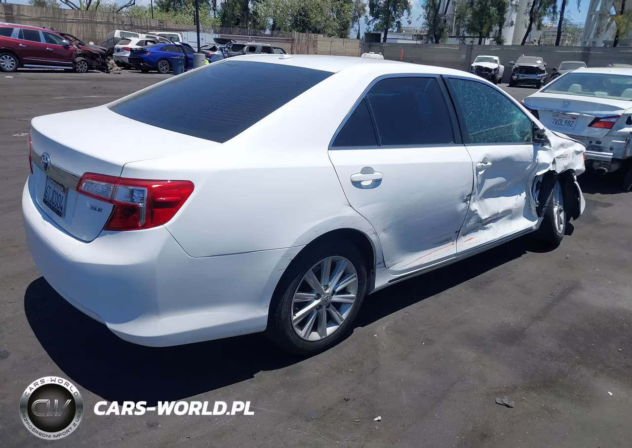 2012 Toyota Camry Xle VIN:4T1BF1FK7CU501322 - 4