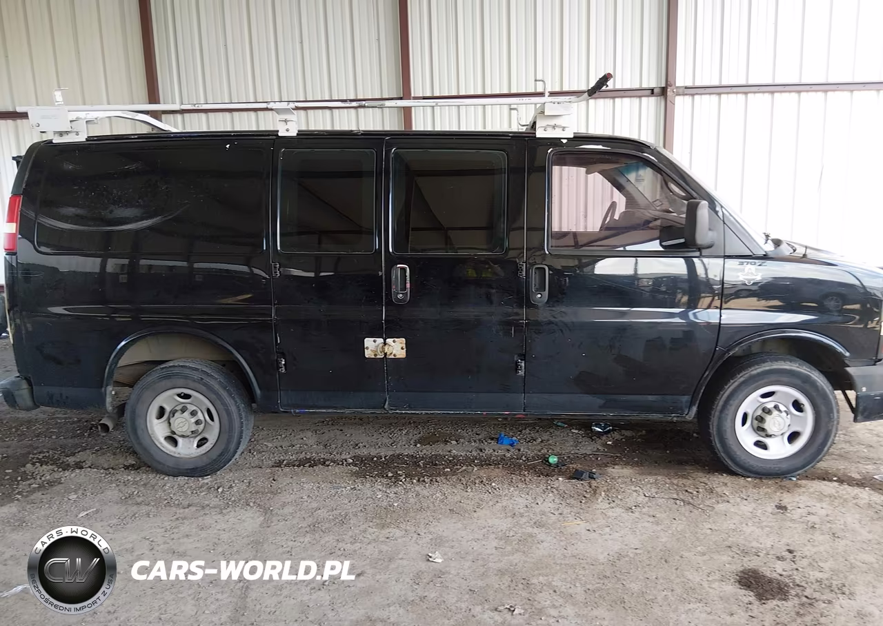 2009 Chevrolet Express Work Van VIN:1GCGG25C691126444 - 14