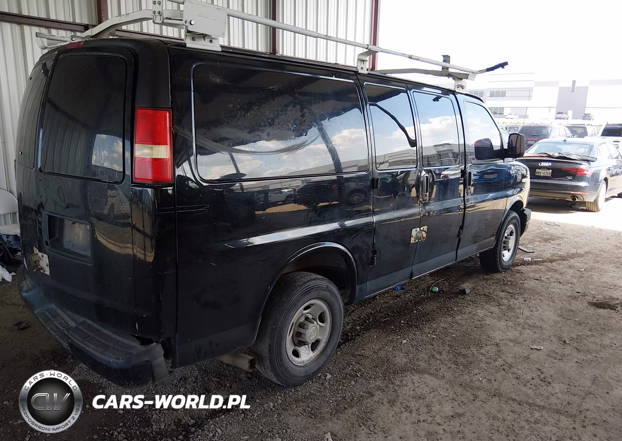 2009 Chevrolet Express Work Van VIN:1GCGG25C691126444 - 4