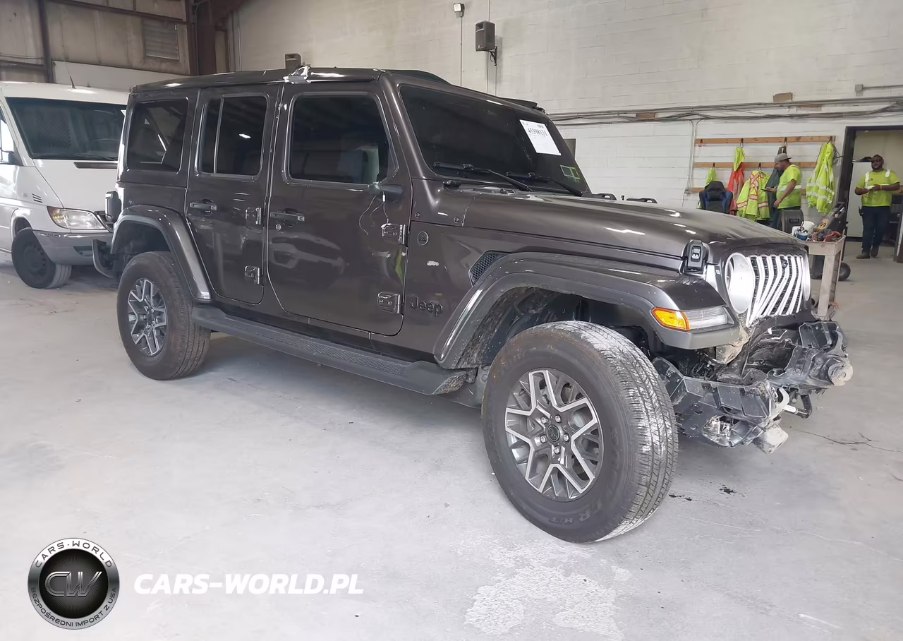 2026 Jeep Wrangler Sahara 4X4 – zdjęcie 1 z 14