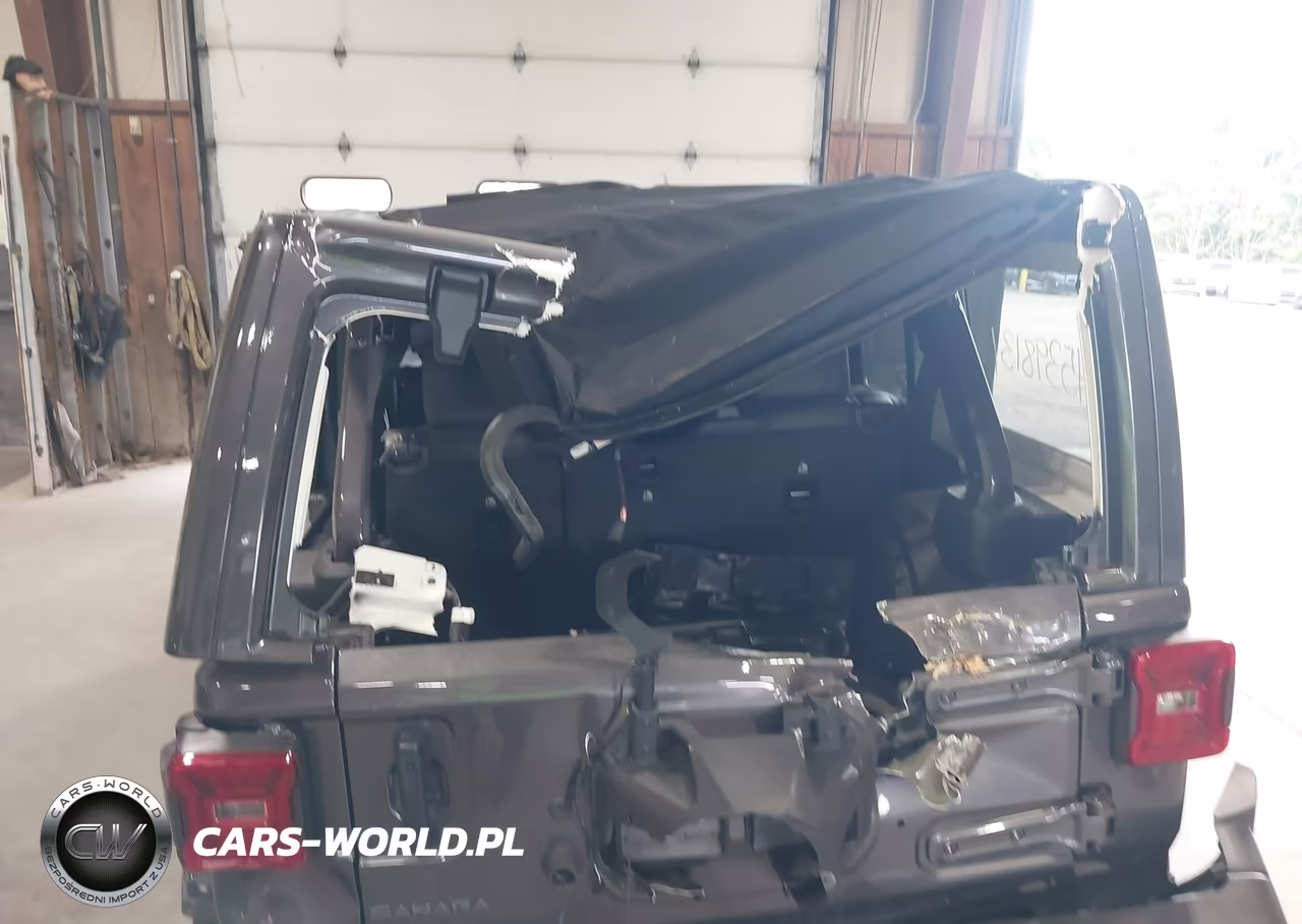 2026 Jeep Wrangler Sahara 4X4 VIN:1C4PJXEG2TW242543 - 11