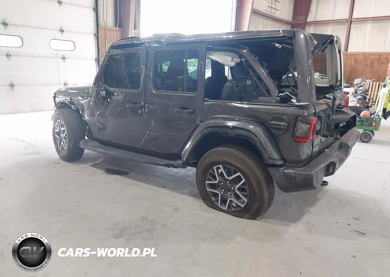 2026 Jeep Wrangler Sahara 4X4 VIN:1C4PJXEG2TW242543 - 3
