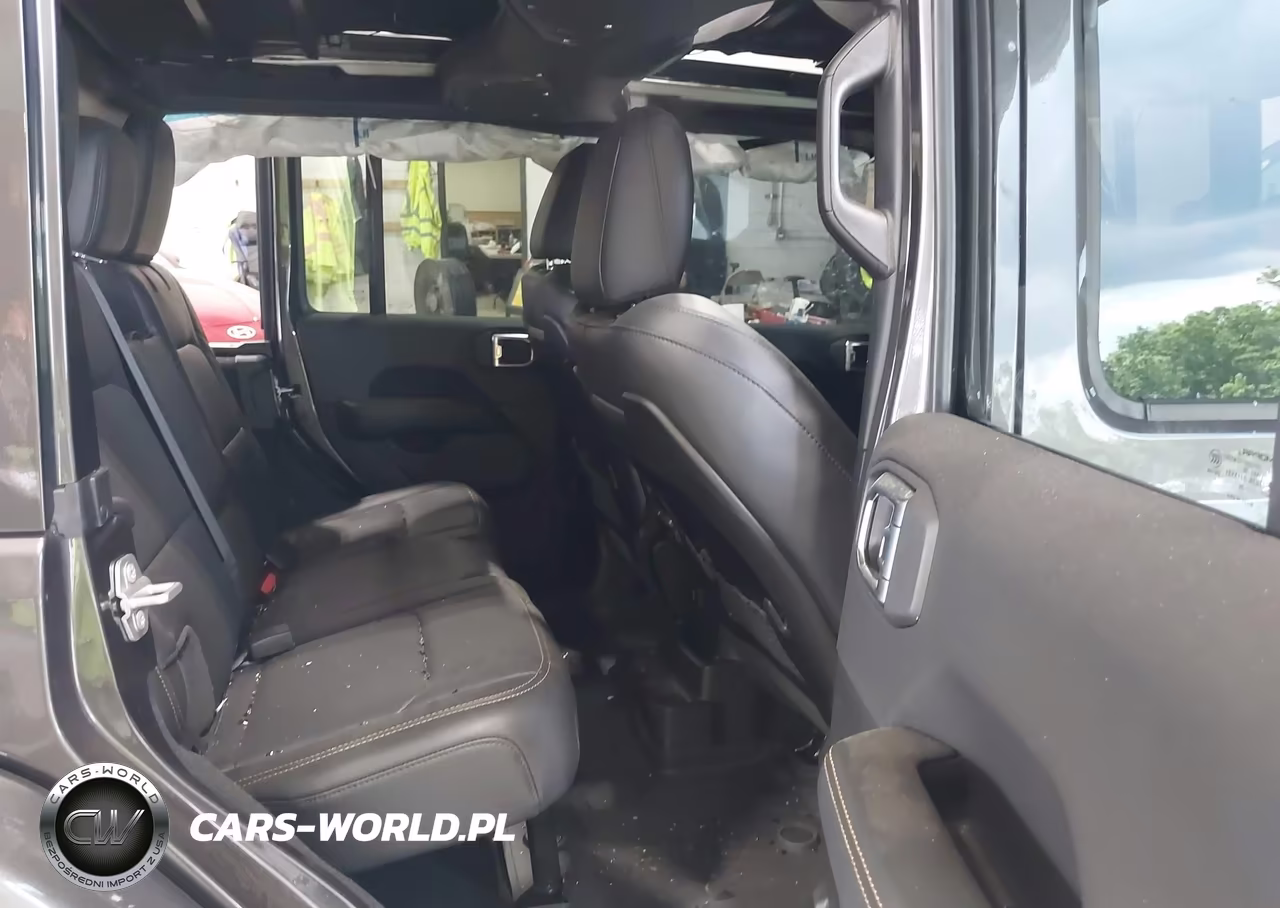 2026 Jeep Wrangler Sahara 4X4 VIN:1C4PJXEG2TW242543 - 8
