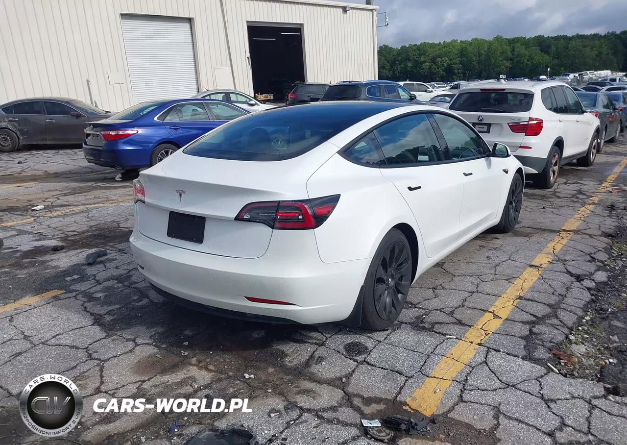 2021 Tesla Model 3 Standard Range Plus Rear-Wheel Drive VIN:5YJ3E1EA3MF062182 - 4