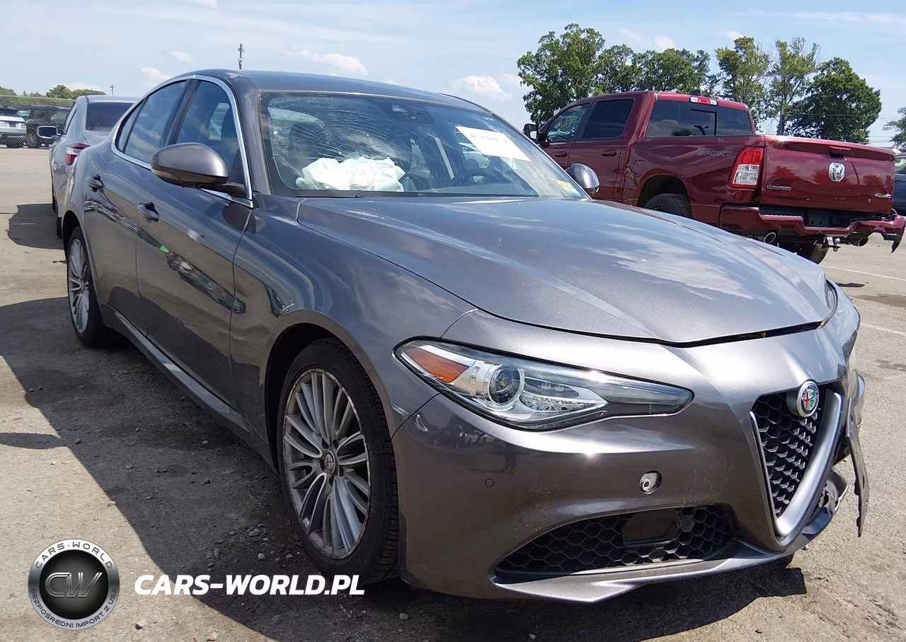 2017 Alfa Romeo Giulia Ti Awd