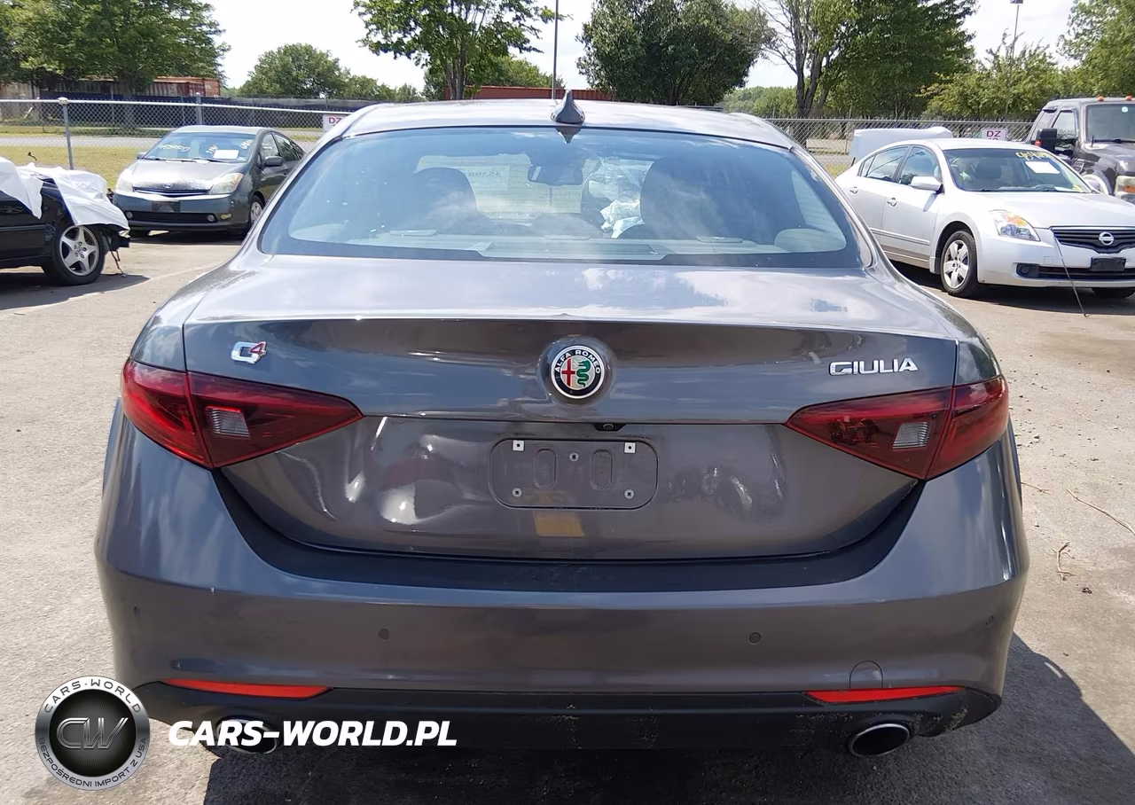 2017 Alfa Romeo Giulia Ti Awd VIN:ZARFAEEN3H7529475 - 16