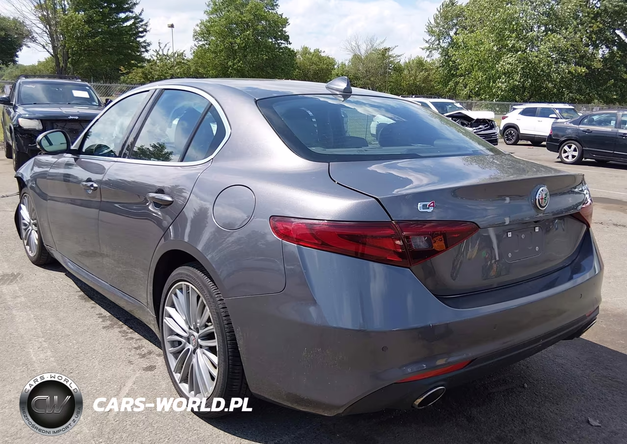 2017 Alfa Romeo Giulia Ti Awd VIN:ZARFAEEN3H7529475 - 3