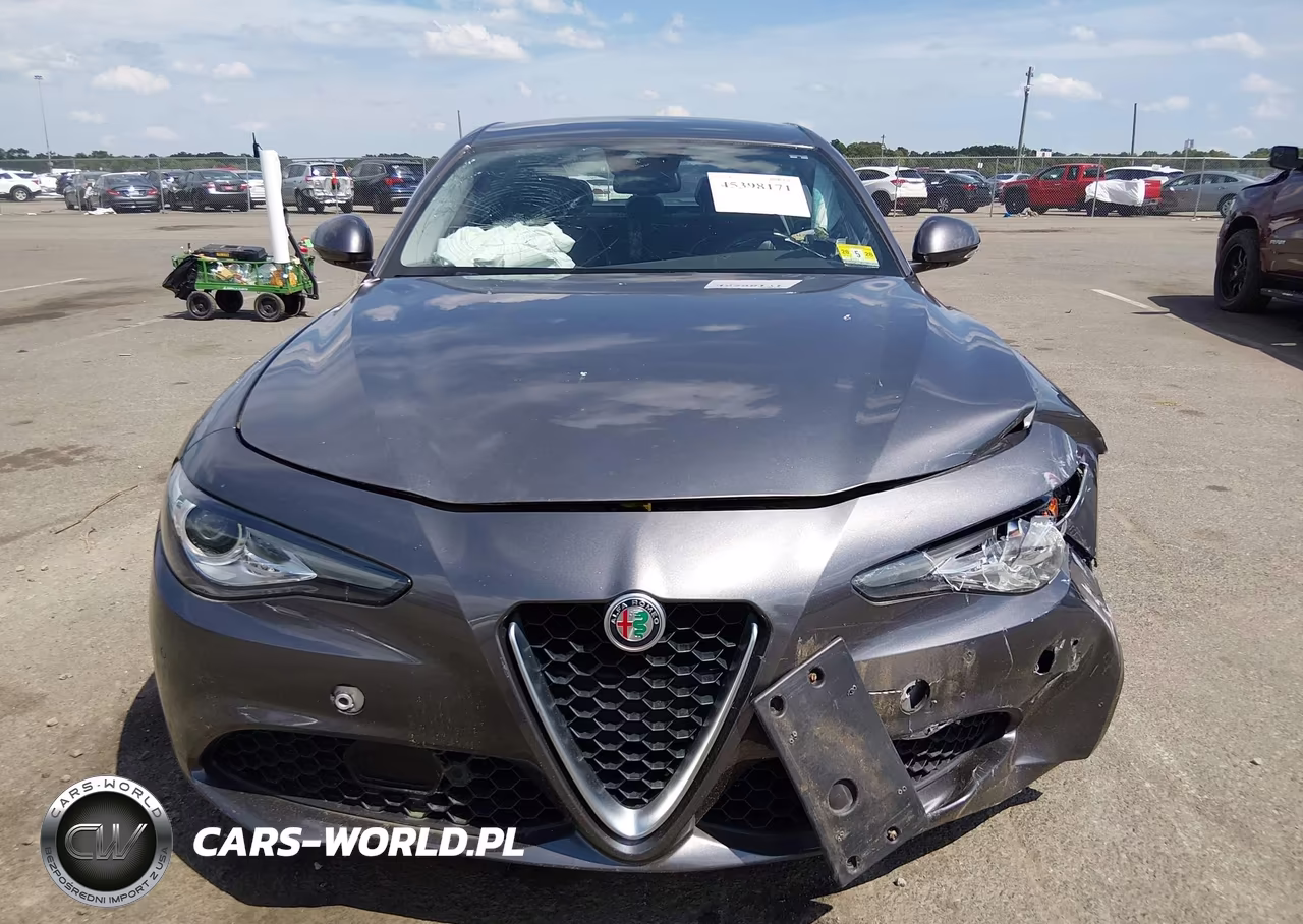 2017 Alfa Romeo Giulia Ti Awd VIN:ZARFAEEN3H7529475 - 6