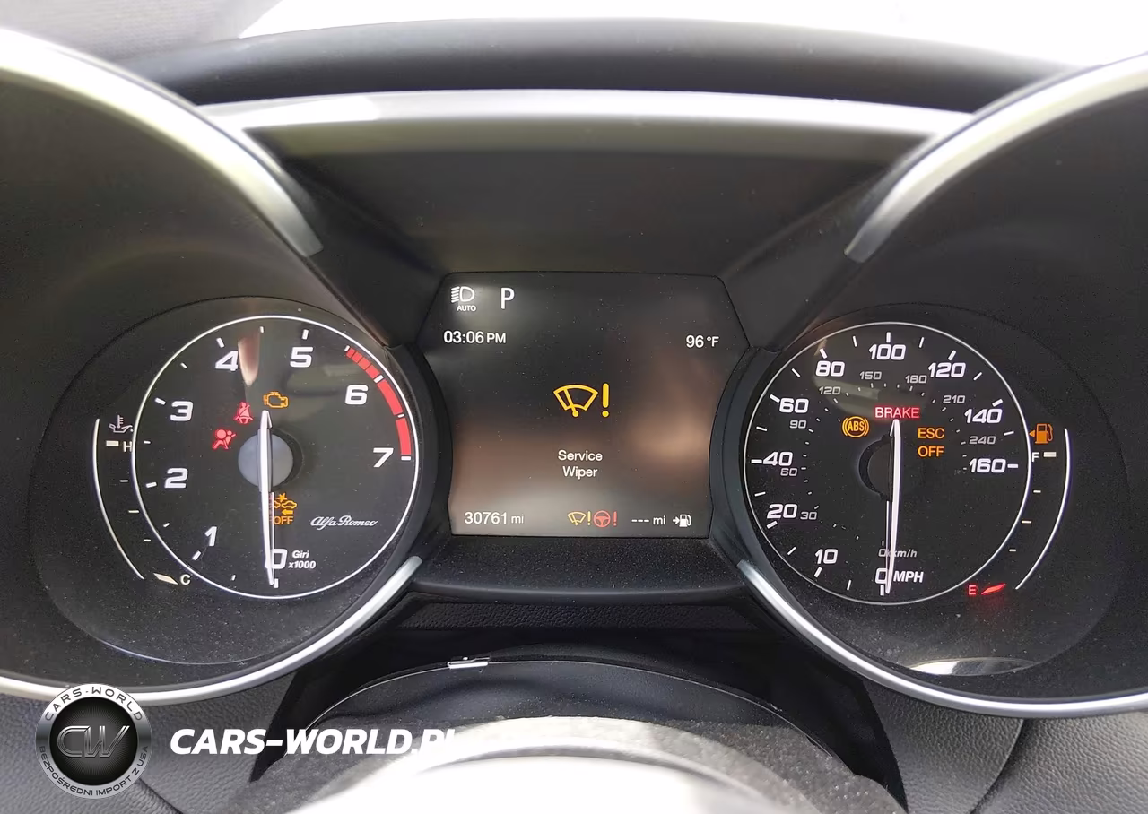 2017 Alfa Romeo Giulia Ti Awd VIN:ZARFAEEN3H7529475 - 7