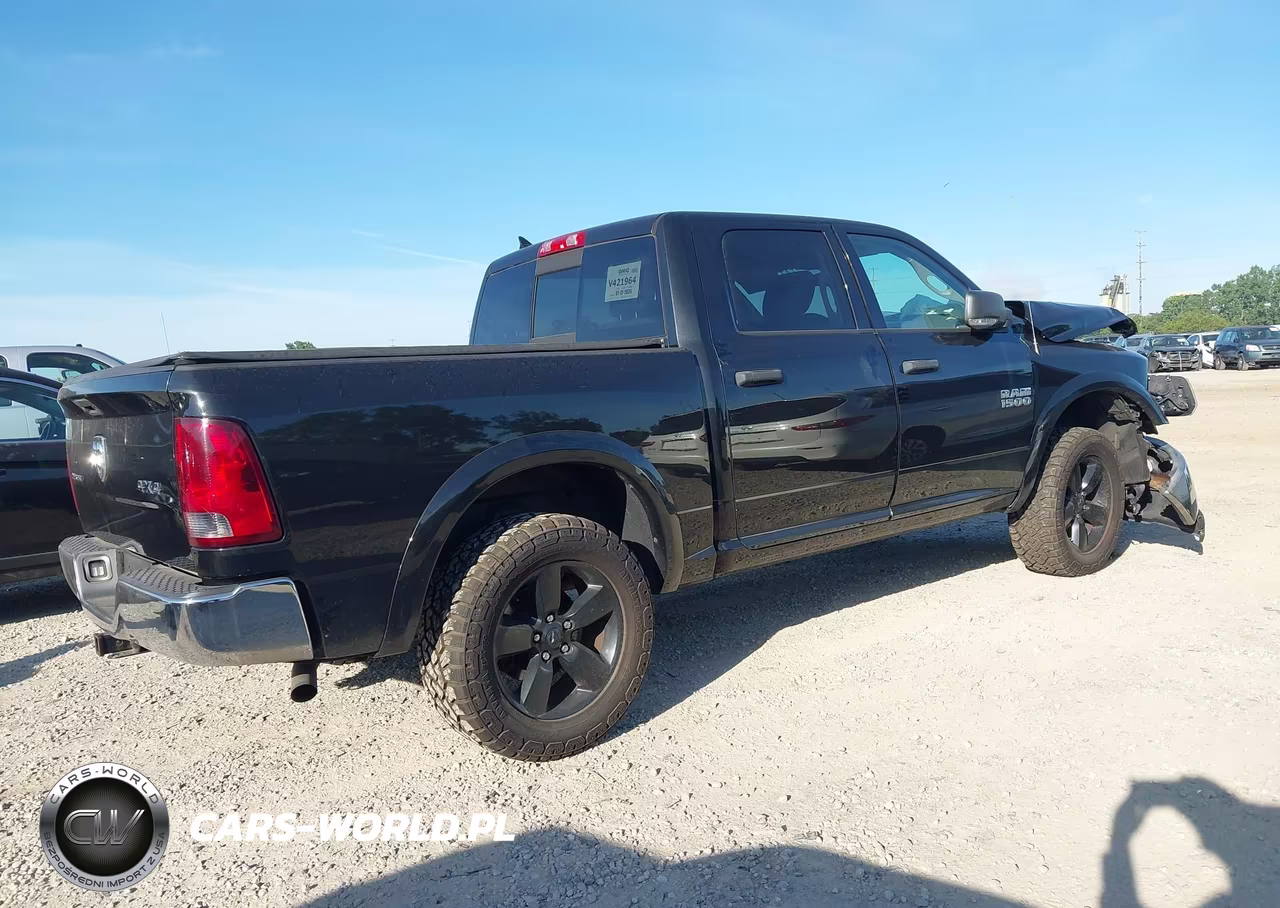 2015 Ram 1500 Outdoorsman VIN:1C6RR7LG5FS626484 - 4