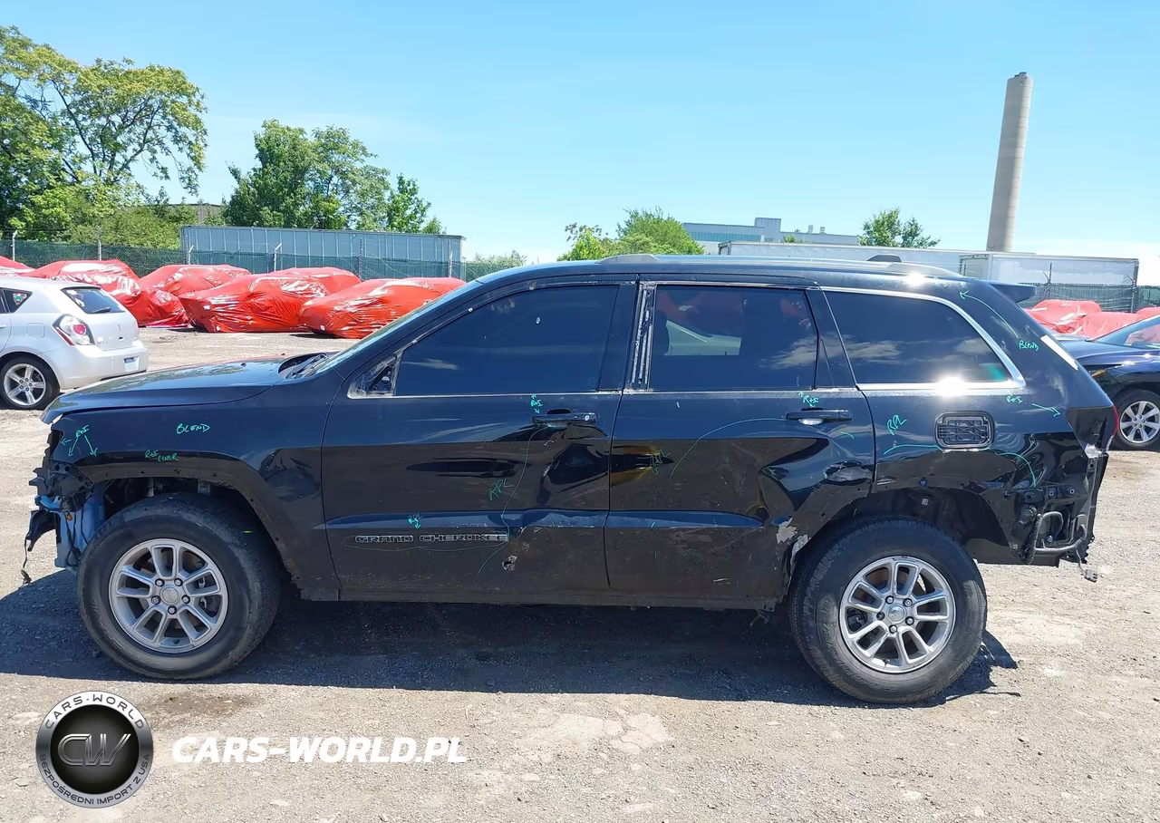 2020 Jeep Grand Cherokee Laredo E 4X4 VIN:1C4RJFAG2LC410028 - 15