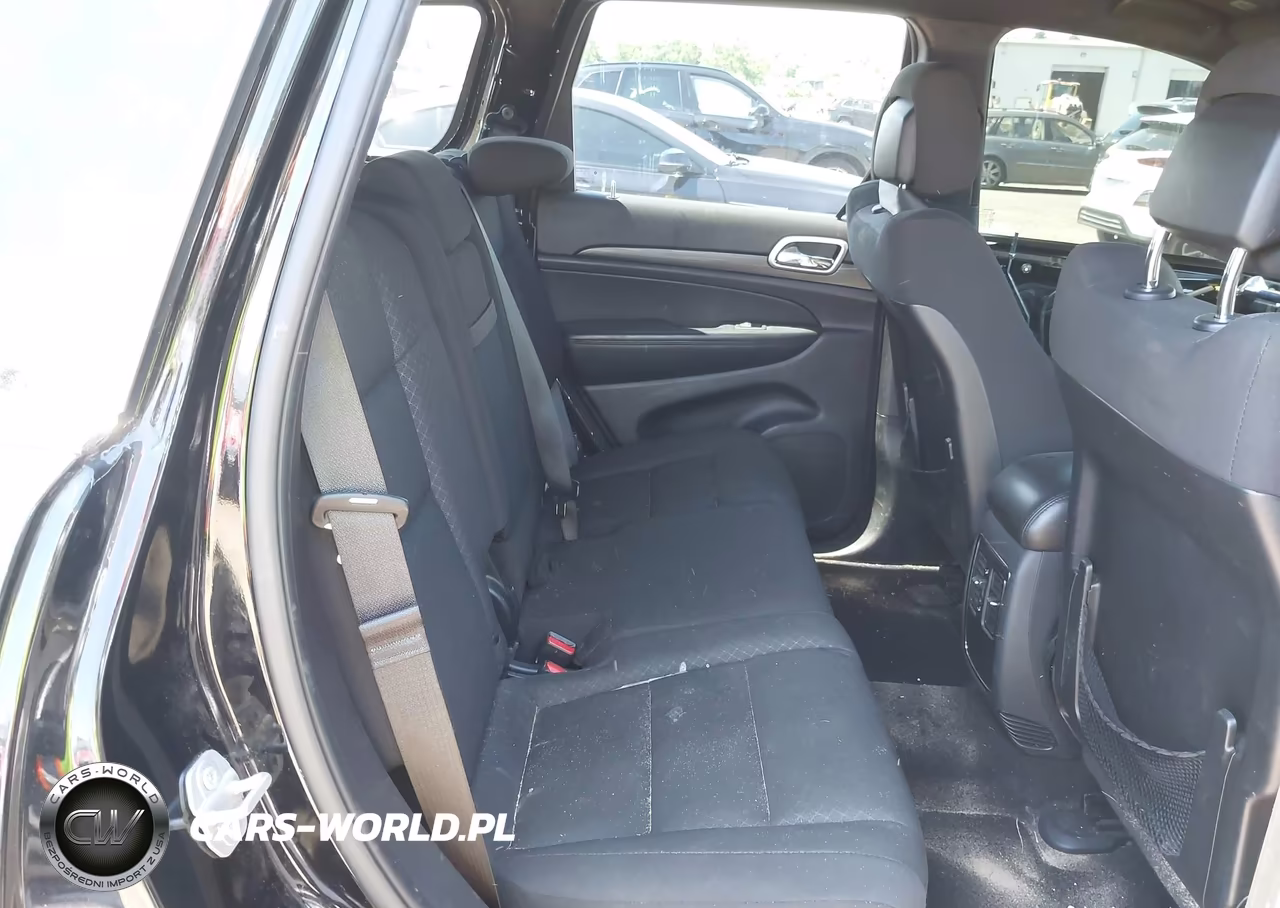 2020 Jeep Grand Cherokee Laredo E 4X4 VIN:1C4RJFAG2LC410028 - 8