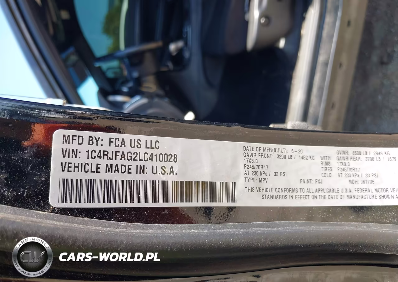 2020 Jeep Grand Cherokee Laredo E 4X4 VIN:1C4RJFAG2LC410028 - 9