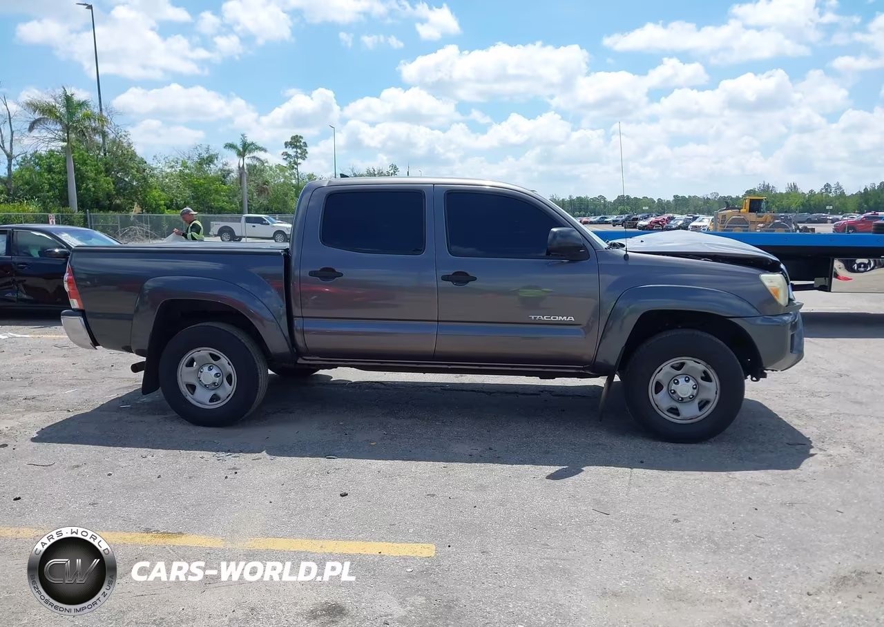 2015 Toyota Tacoma Prerunner V6 VIN:5TFJU4GN4FX069145 - 13