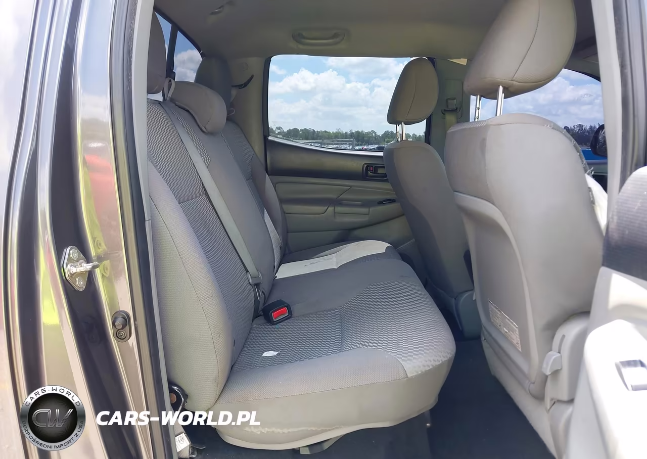 2015 Toyota Tacoma Prerunner V6 VIN:5TFJU4GN4FX069145 - 8