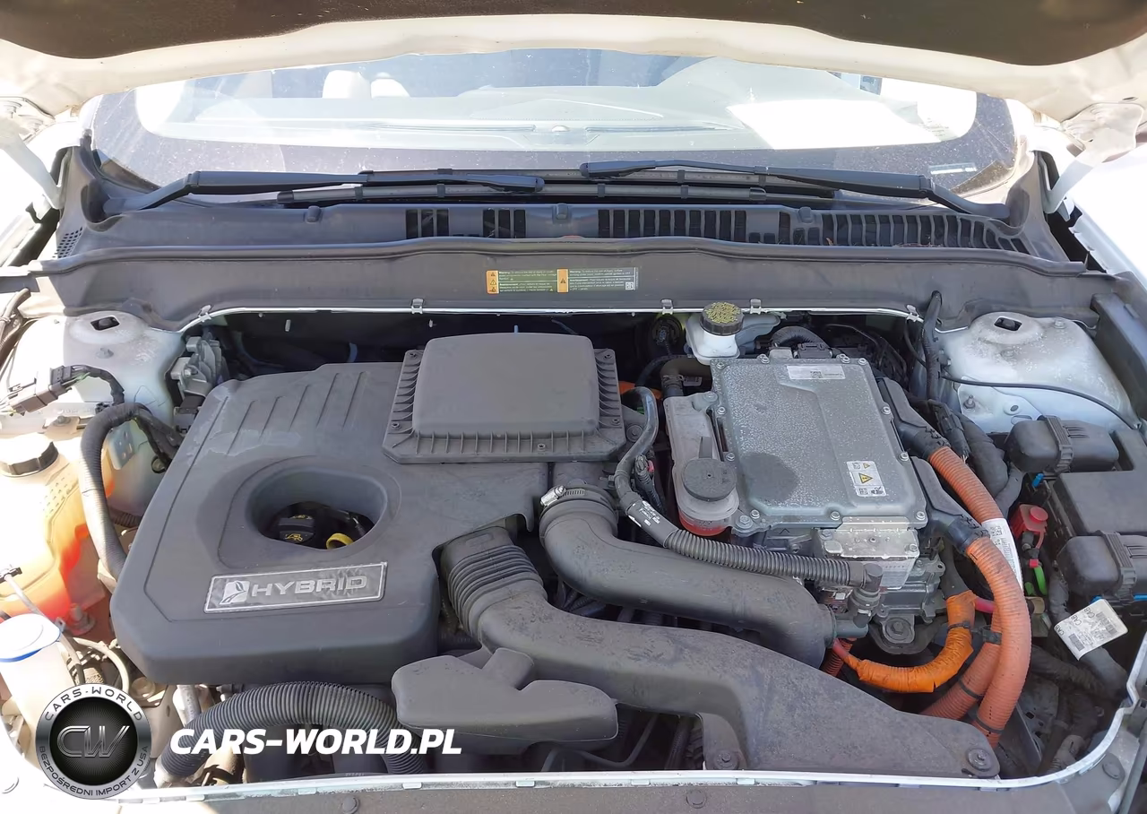 2018 Ford Fusion Hybrid S VIN:3FA6P0UU4JR243630 - 10