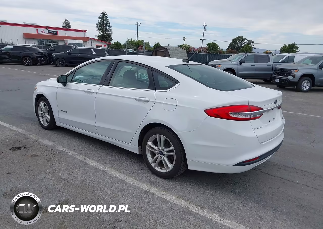 2018 Ford Fusion Hybrid S VIN:3FA6P0UU4JR243630 - 3