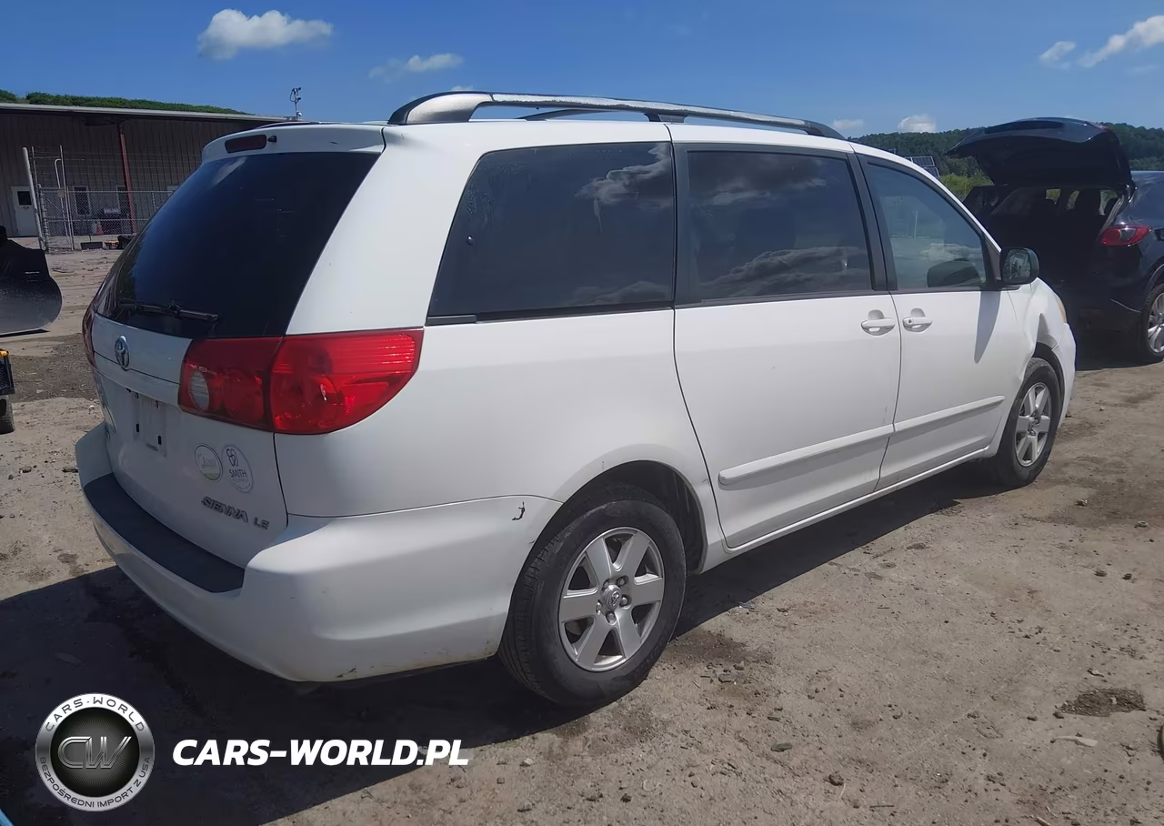 2008 Toyota Sienna Le VIN:5TDZK23CX8S207295 - 4