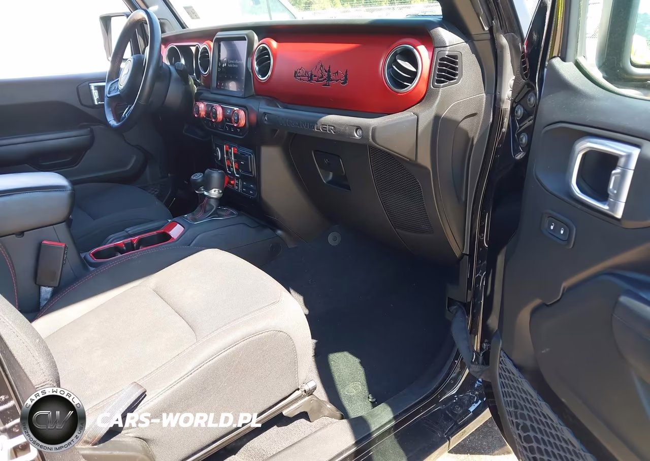2021 Jeep Wrangler Unlimited Rubicon 4X4 VIN:1C4HJXFN2MW656358 - 5