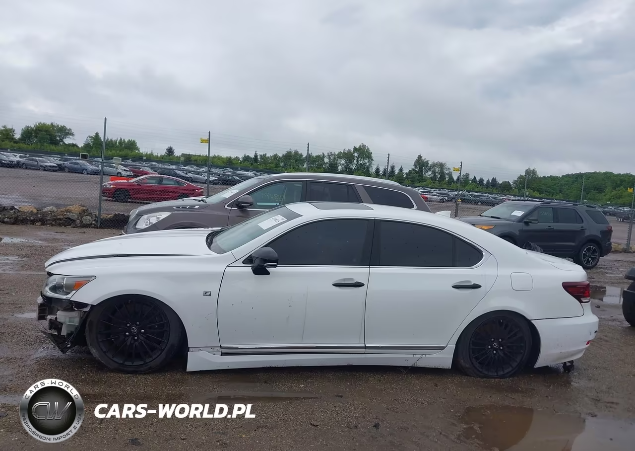 2015 LEXUS LS 460 VIN:JTHBL5EF2F5136263 - 15