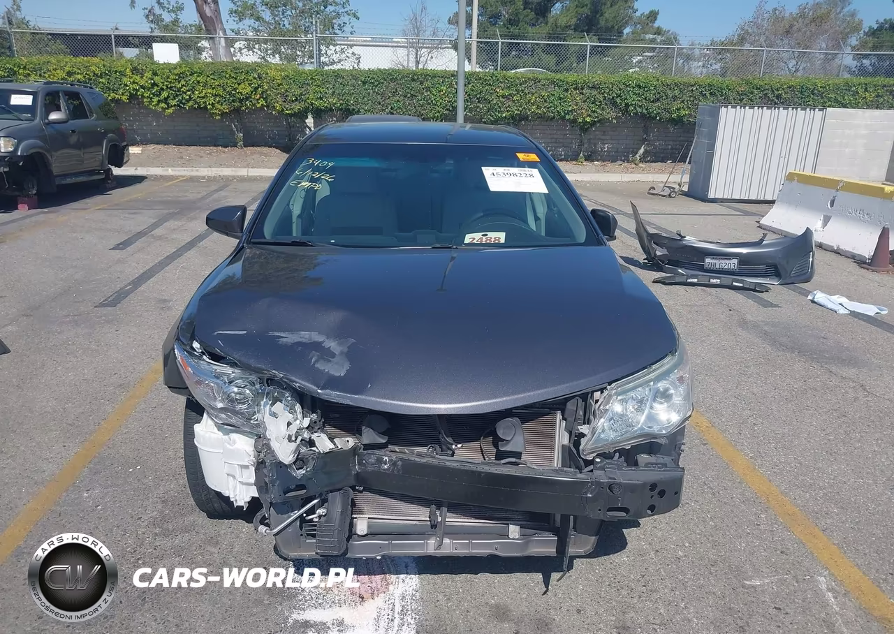 2014 Toyota Camry Le VIN:4T4BF1FK1ER437142 - 14