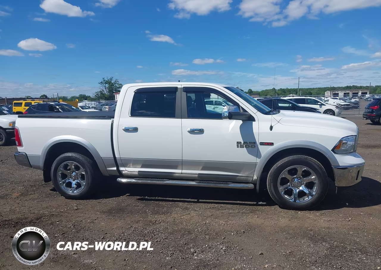 2018 Ram 1500 Laramie 4X4 5'7 Box VIN:1C6RR7NM5JS238568 - 13