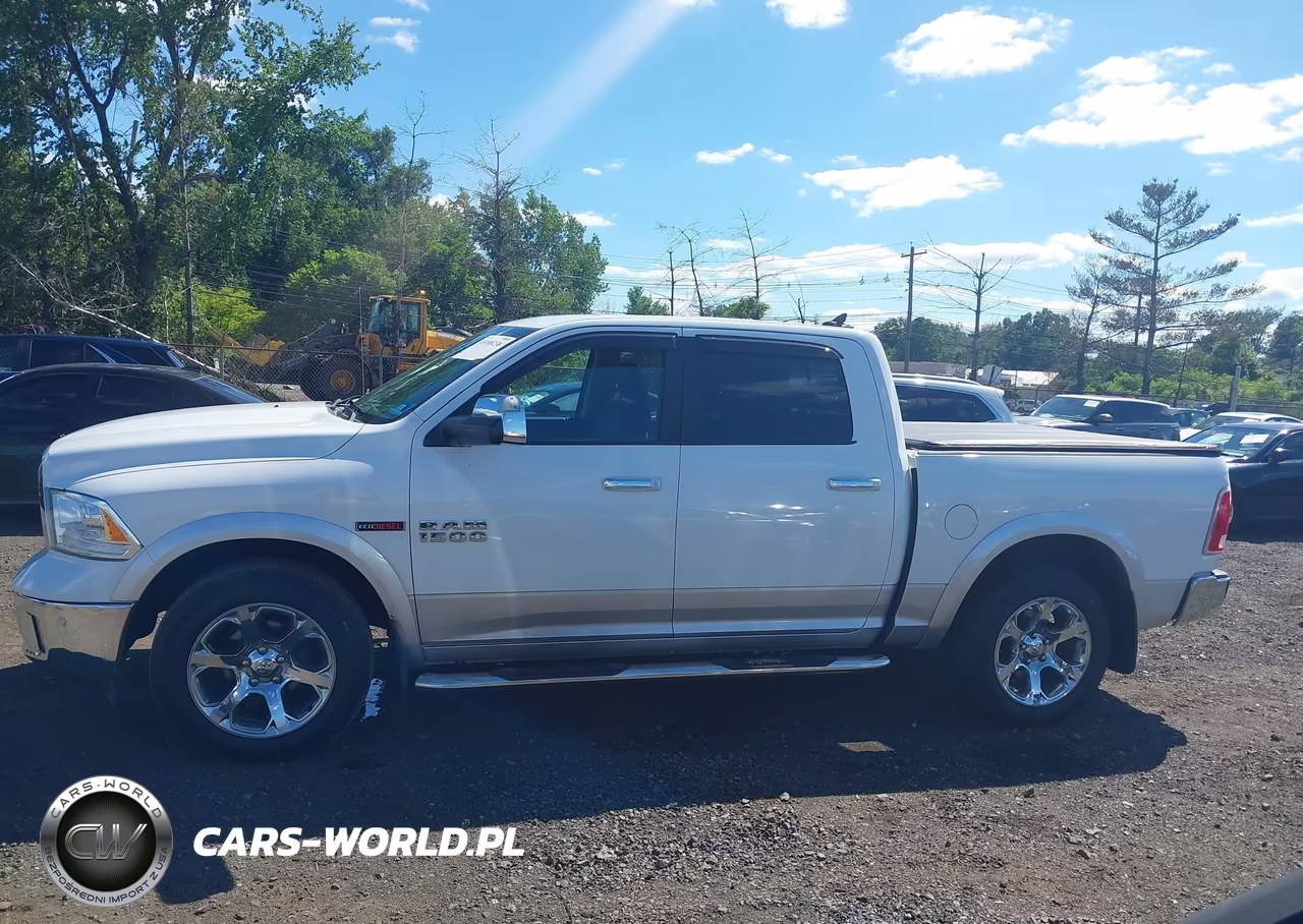 2018 Ram 1500 Laramie 4X4 5'7 Box VIN:1C6RR7NM5JS238568 - 14