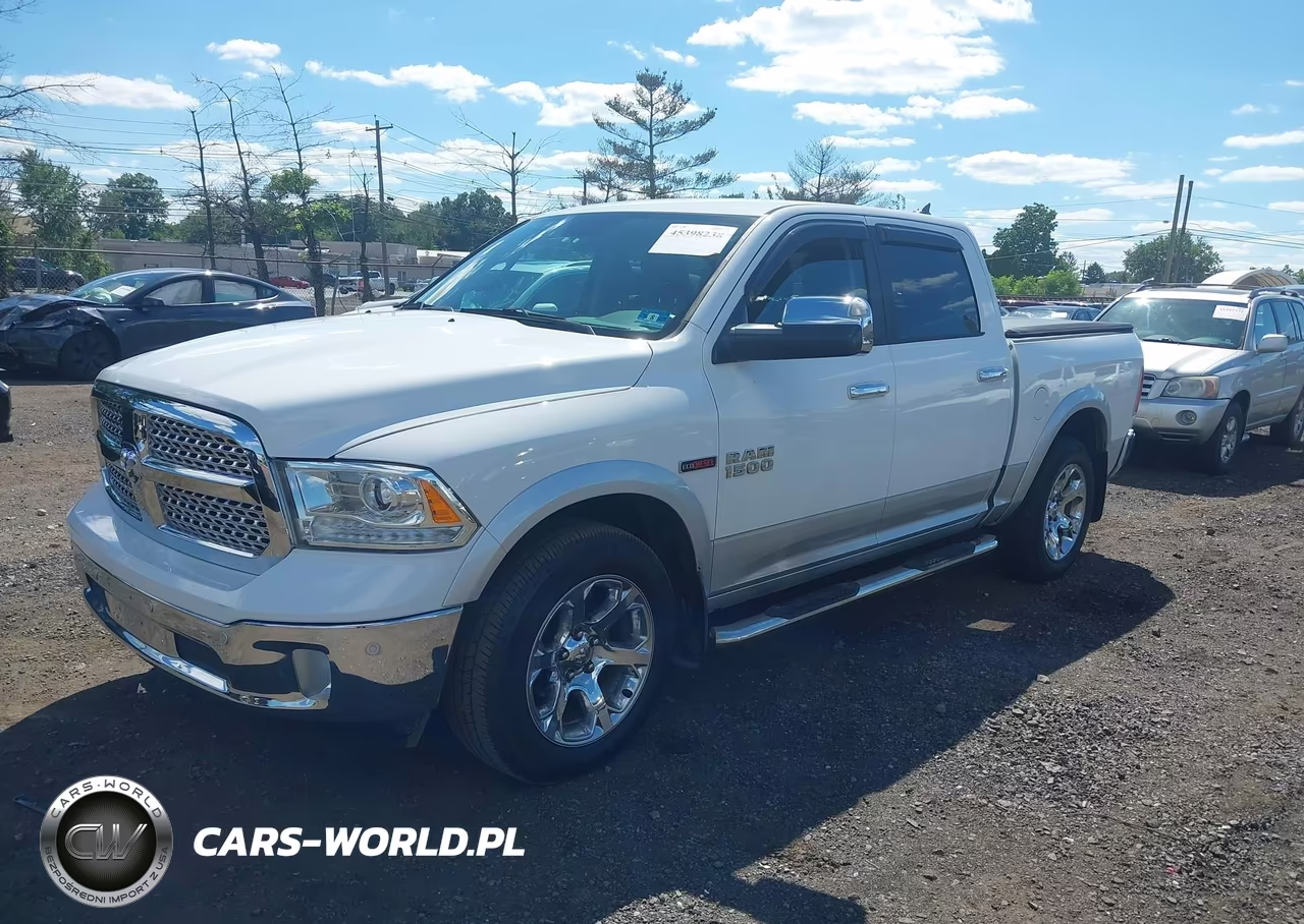 2018 Ram 1500 Laramie 4X4 5'7 Box VIN:1C6RR7NM5JS238568 - 2