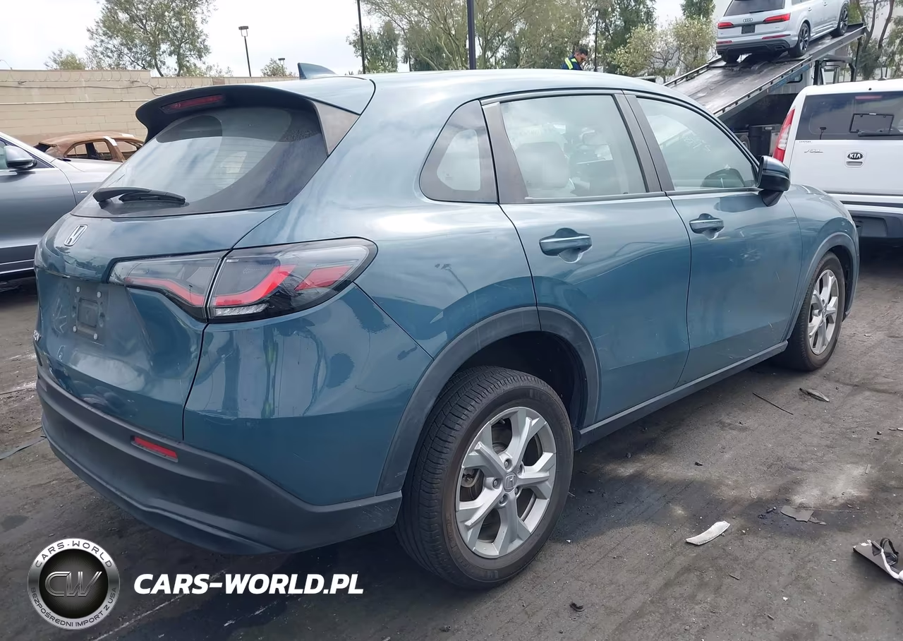 2023 Honda Hr-V 2Wd Lx VIN:3CZRZ1H31PM723083 - 4