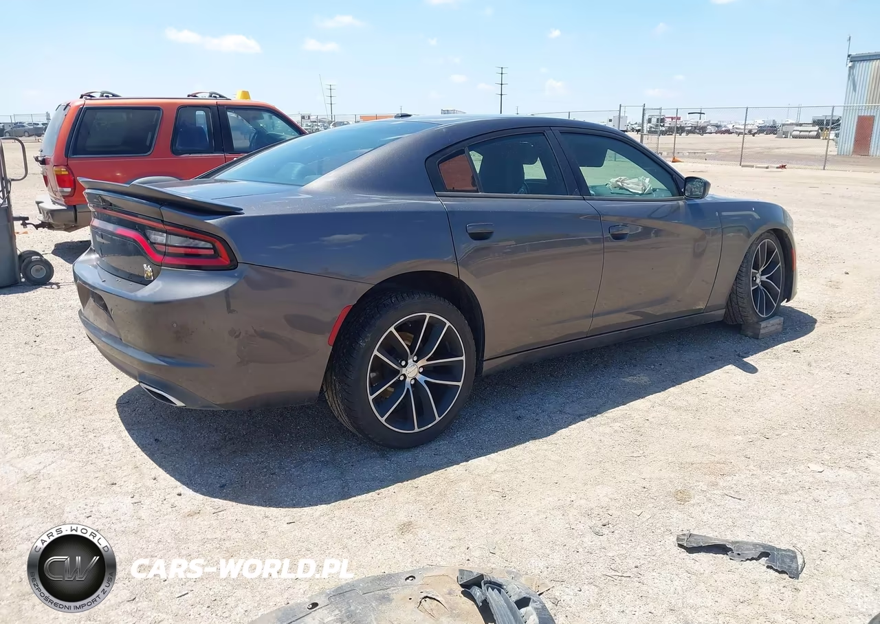 2020 Dodge Charger Sxt Rwd VIN:2C3CDXBG5LH153031 - 4