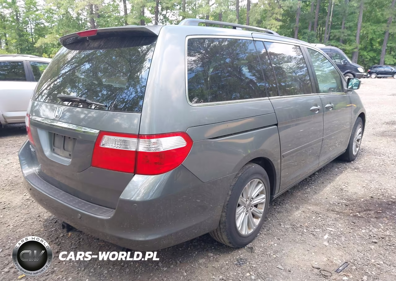 2007 Honda Odyssey Touring VIN:5FNRL38847B031712 - 4