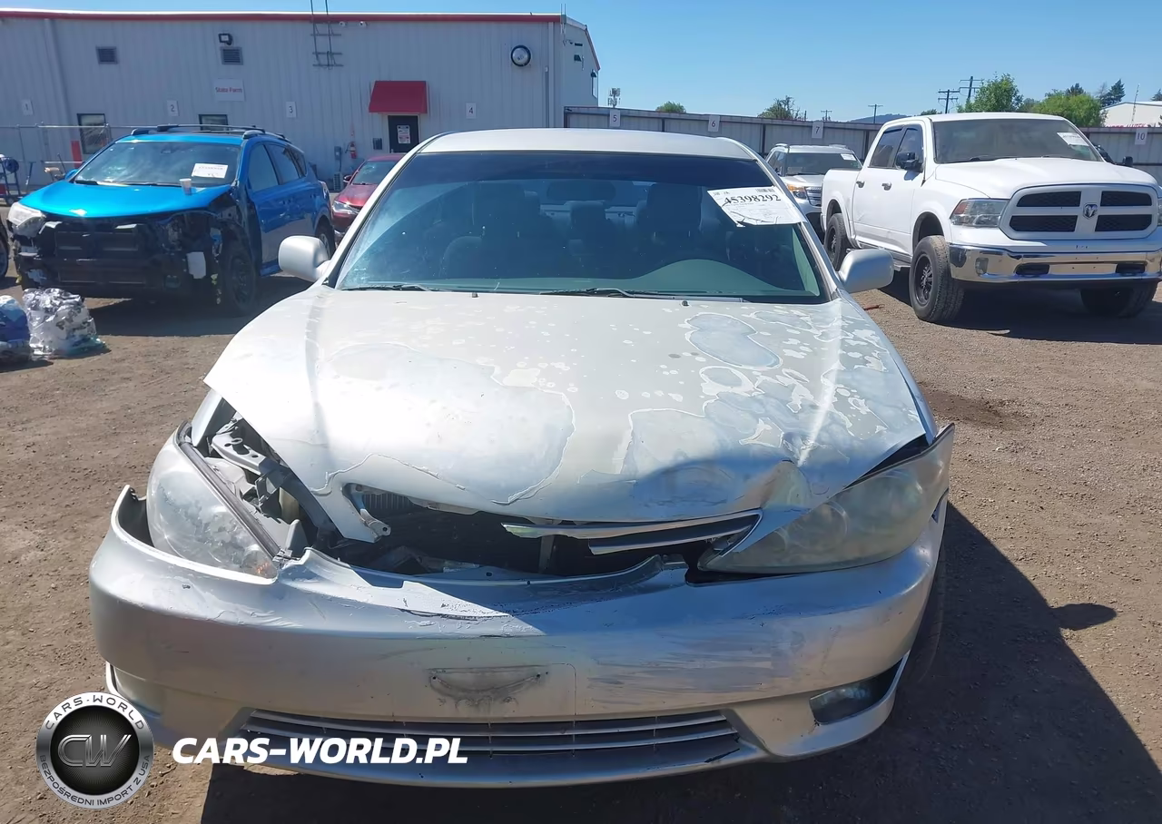 2005 Toyota Camry Le VIN:4T1BE30K55U055181 - 13
