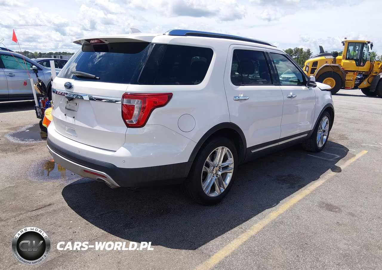 2016 Ford Explorer Limited VIN:1FM5K7F8XGGB16082 - 4