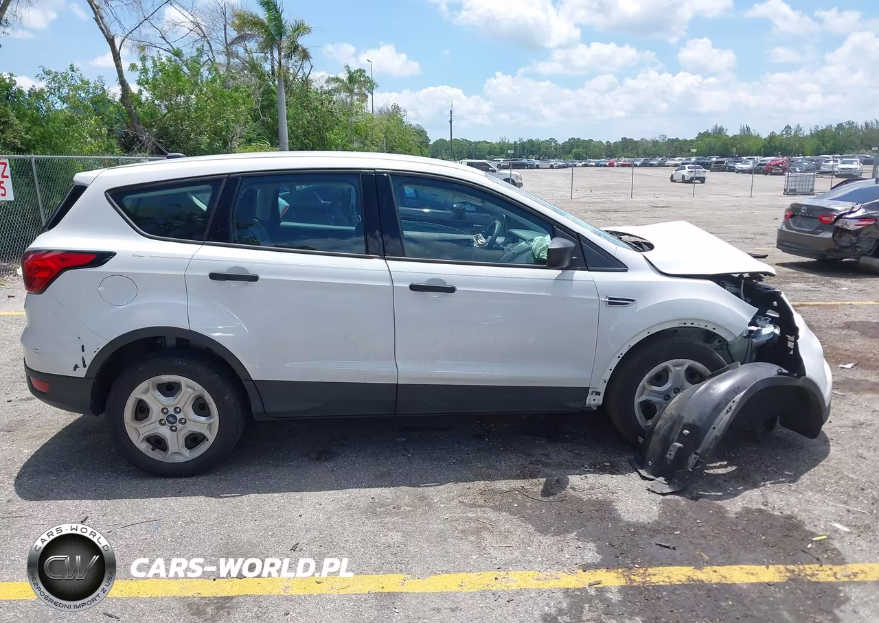 2019 Ford Escape S VIN:1FMCU0F72KUA12292 - 13