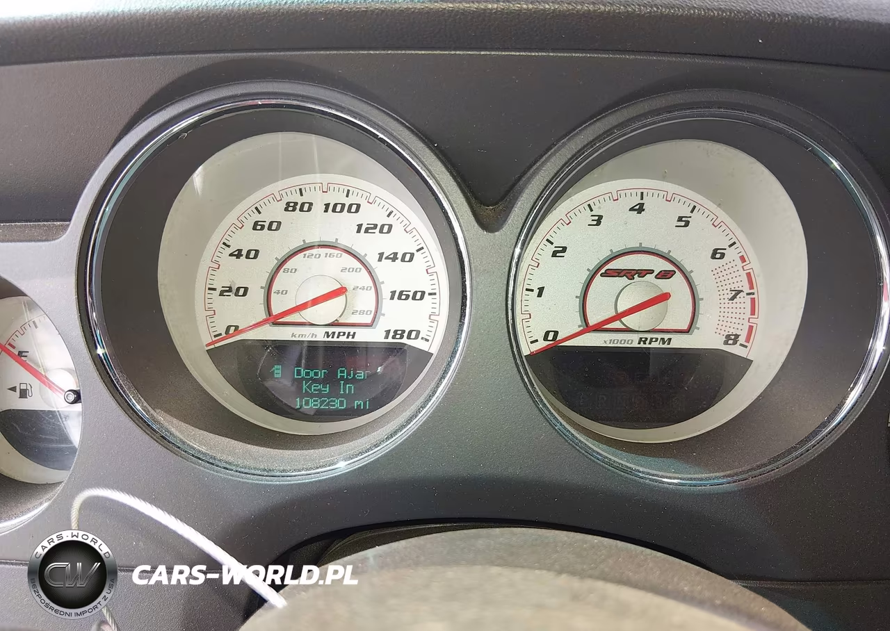 2013 Dodge Challenger Srt8 VIN:2C3CDYCJ5DH651926 - 7