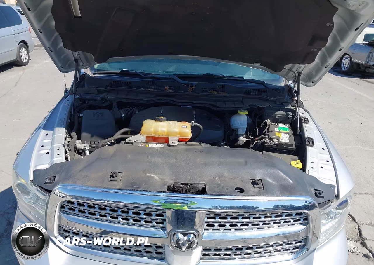 2018 Ram 1500 Laramie 4X4 5'7 Box VIN:1C6RR7NM8JS355044 - 10