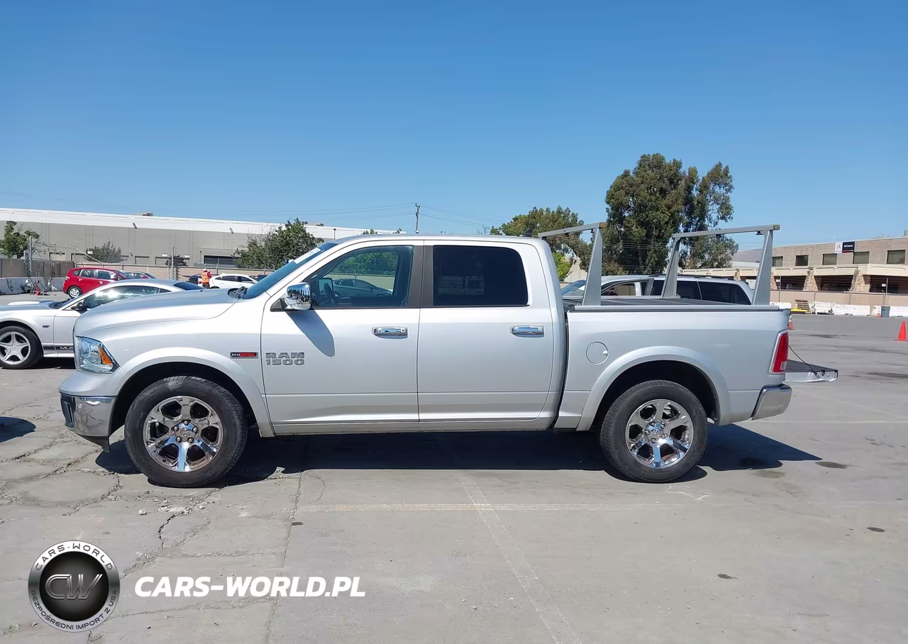 2018 Ram 1500 Laramie 4X4 5'7 Box VIN:1C6RR7NM8JS355044 - 14