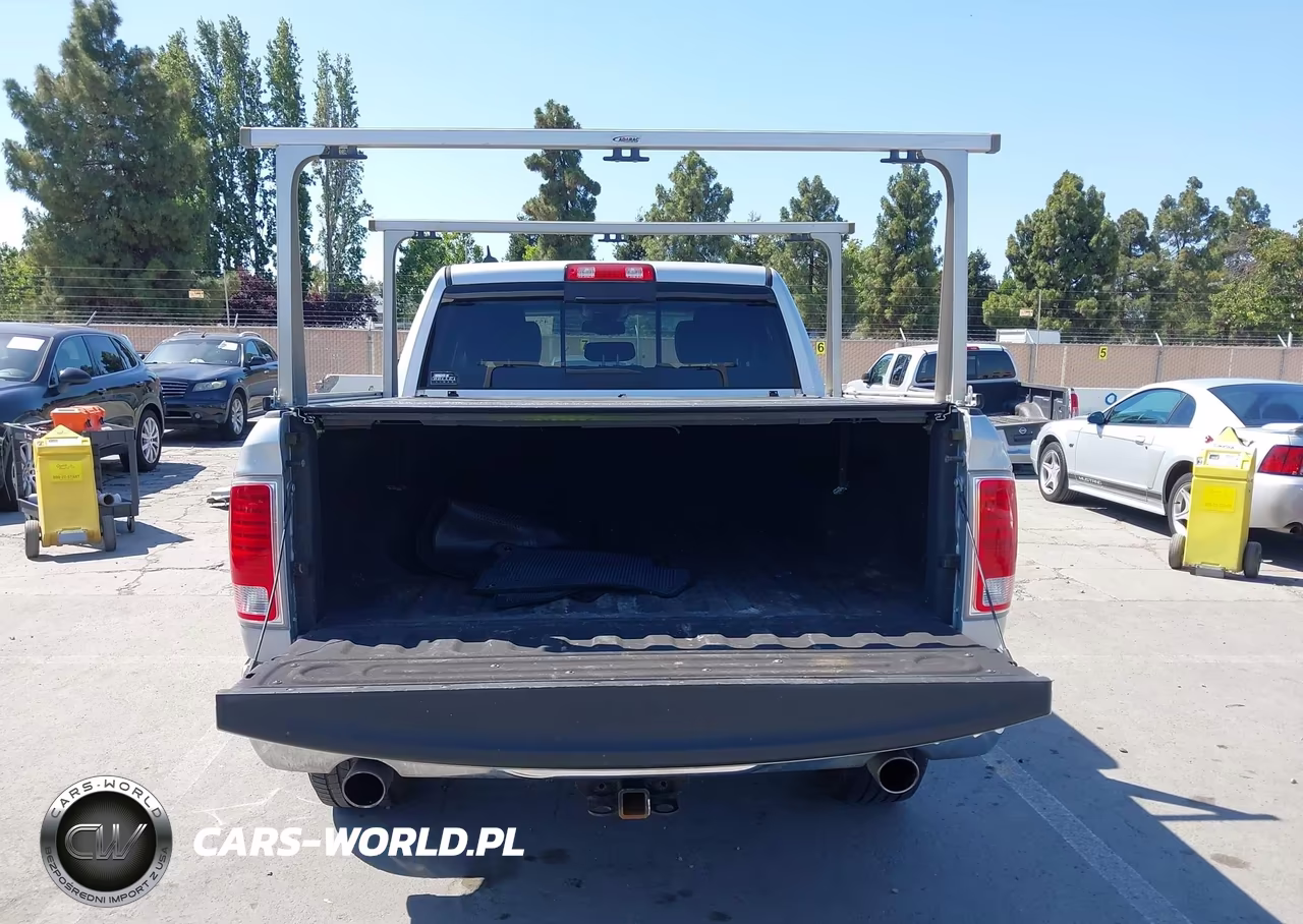 2018 Ram 1500 Laramie 4X4 5'7 Box VIN:1C6RR7NM8JS355044 - 16