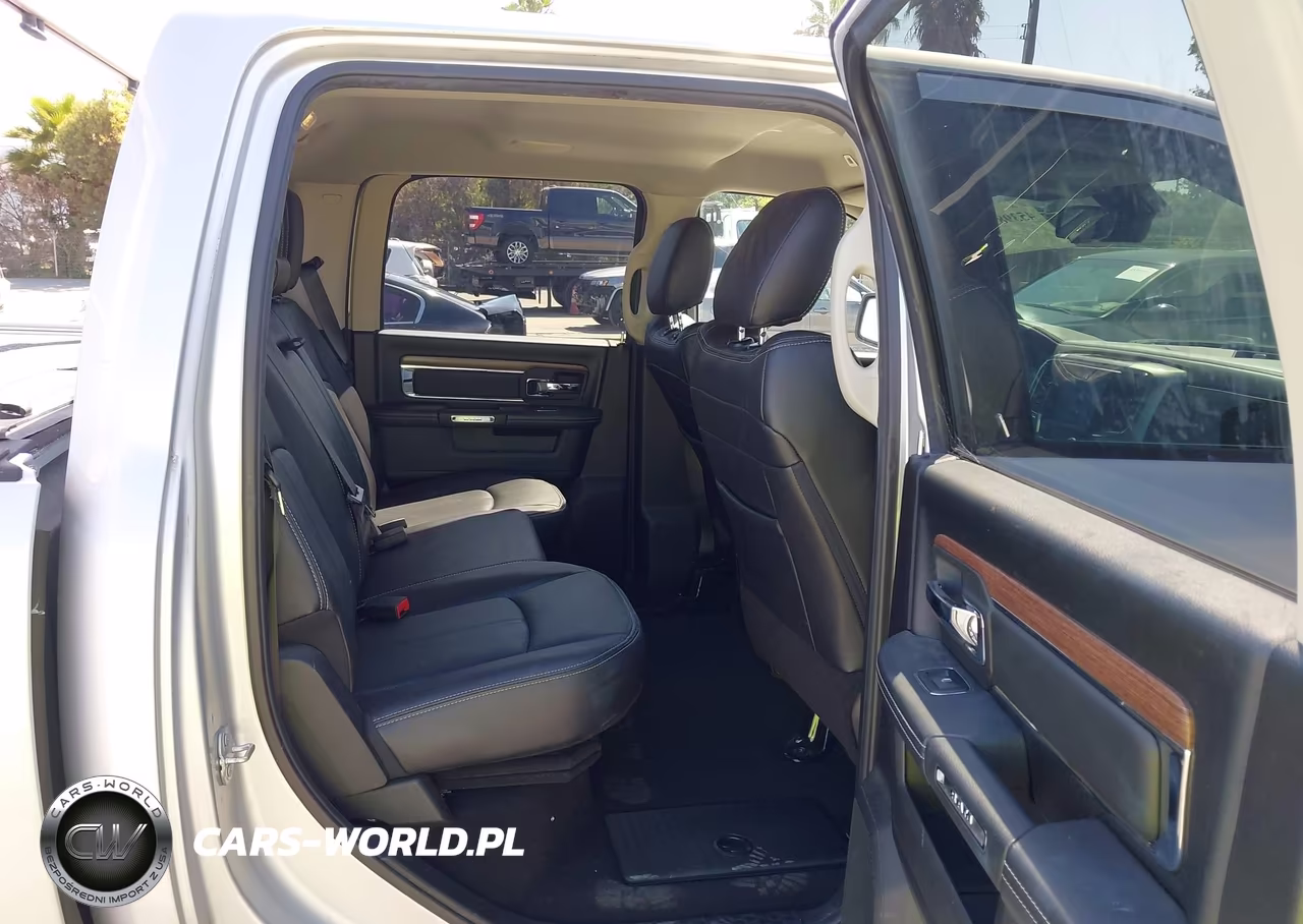 2018 Ram 1500 Laramie 4X4 5'7 Box VIN:1C6RR7NM8JS355044 - 8