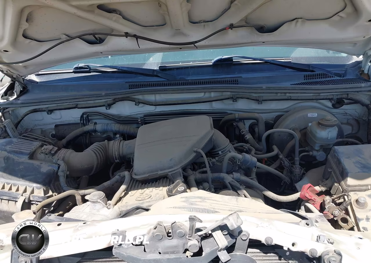 2010 Toyota Tacoma VIN:5TETX4CN3AZ680565 - 10
