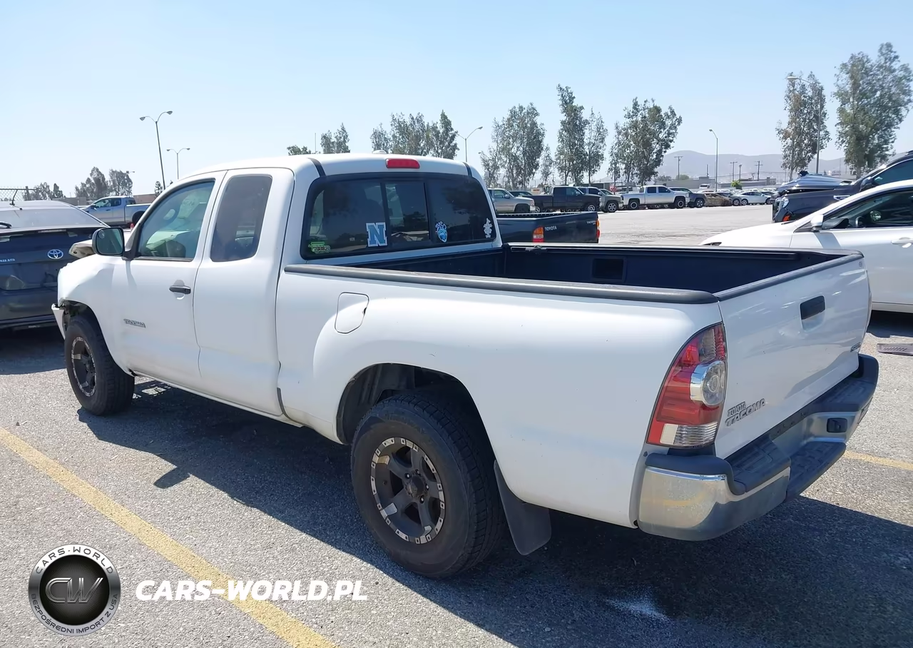 2010 Toyota Tacoma VIN:5TETX4CN3AZ680565 - 3