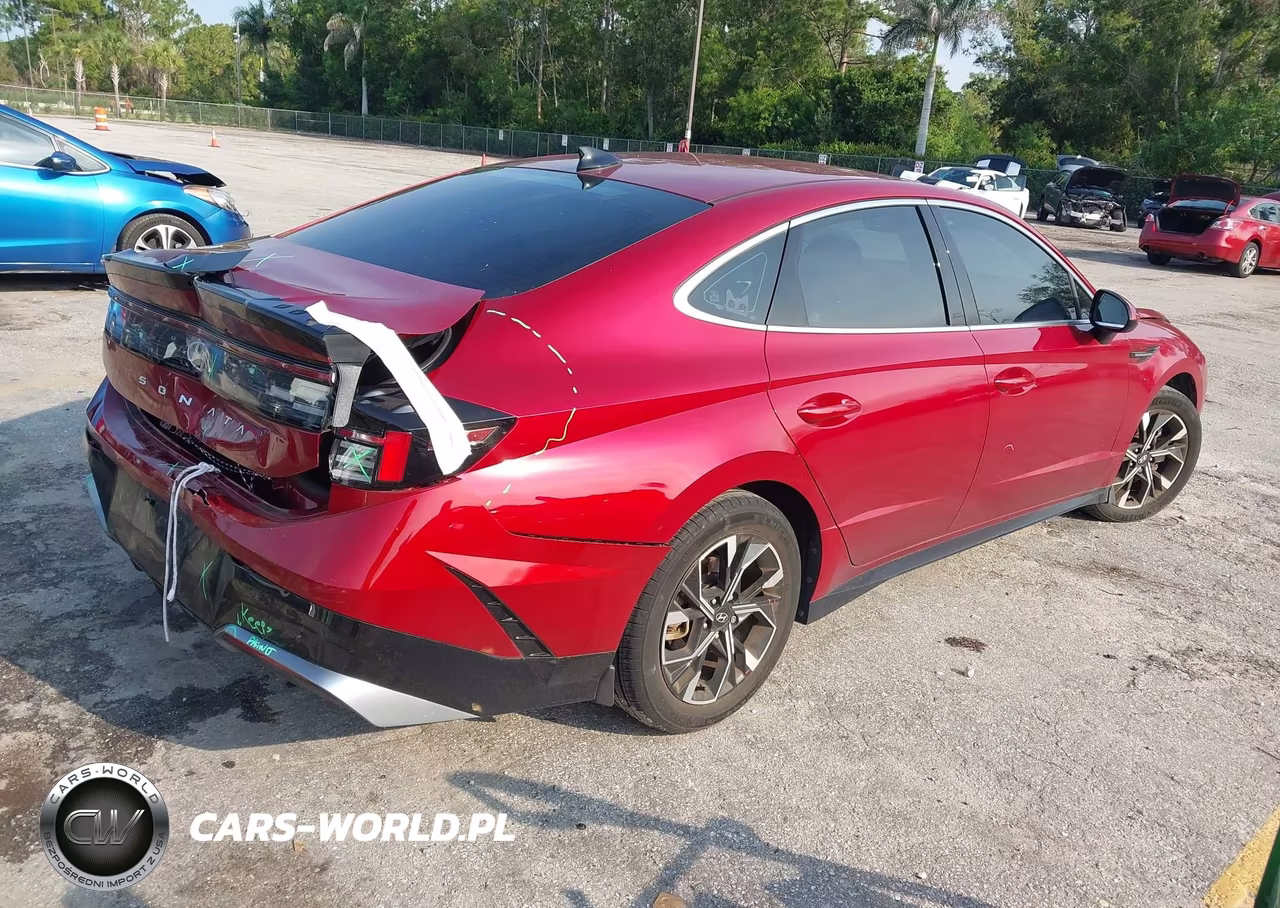 2024 Hyundai Sonata Sel VIN:KMHL64JA0RA387310 - 4