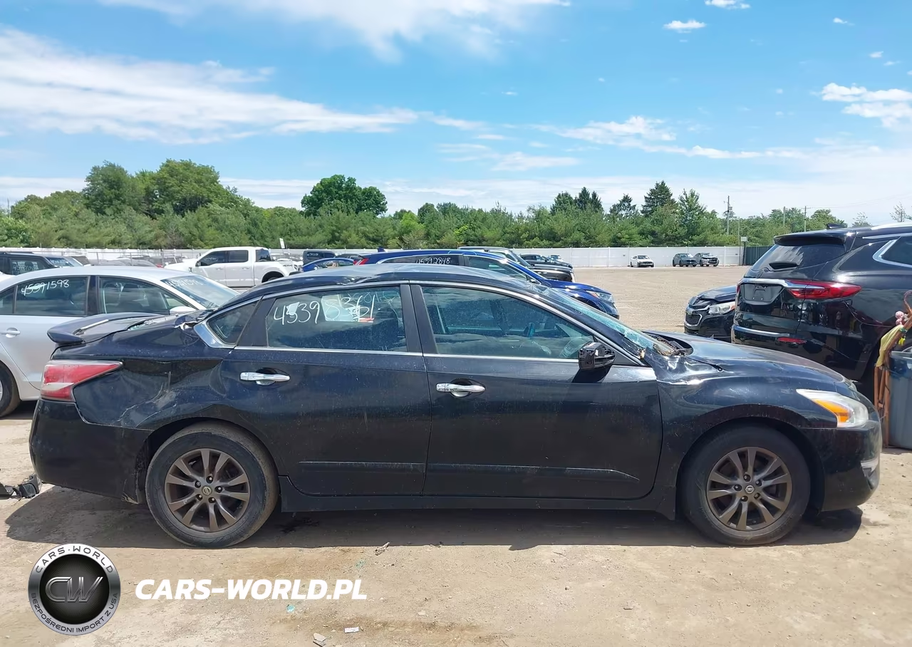 2015 Nissan Altima 2.5 S VIN:1N4AL3AP2FC497977 - 14