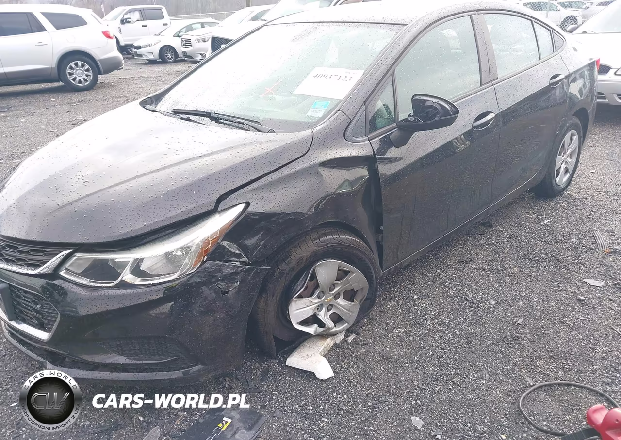 2018 Chevrolet Cruze Ls Auto VIN:1G1BC5SM8J7135841 - 6