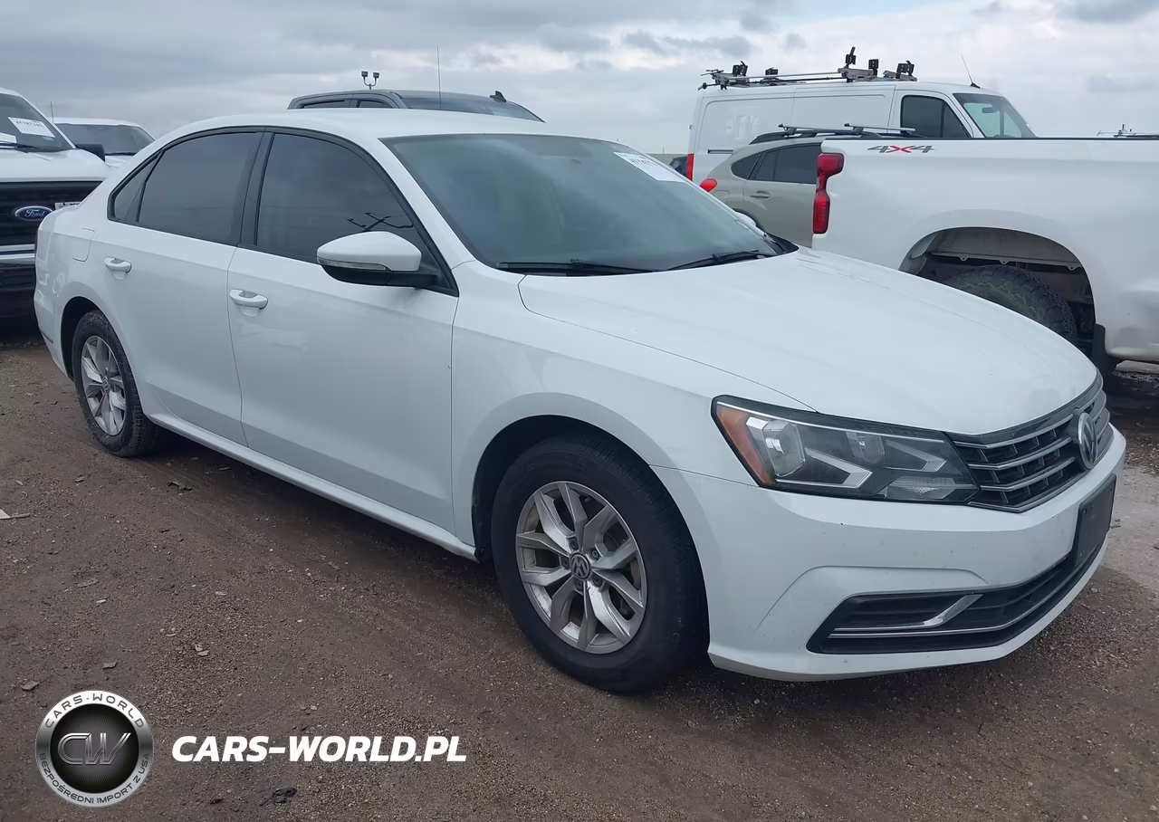2018 Volkswagen Passat 2.0T R-Line-2.0T S – zdjęcie 1 z 16