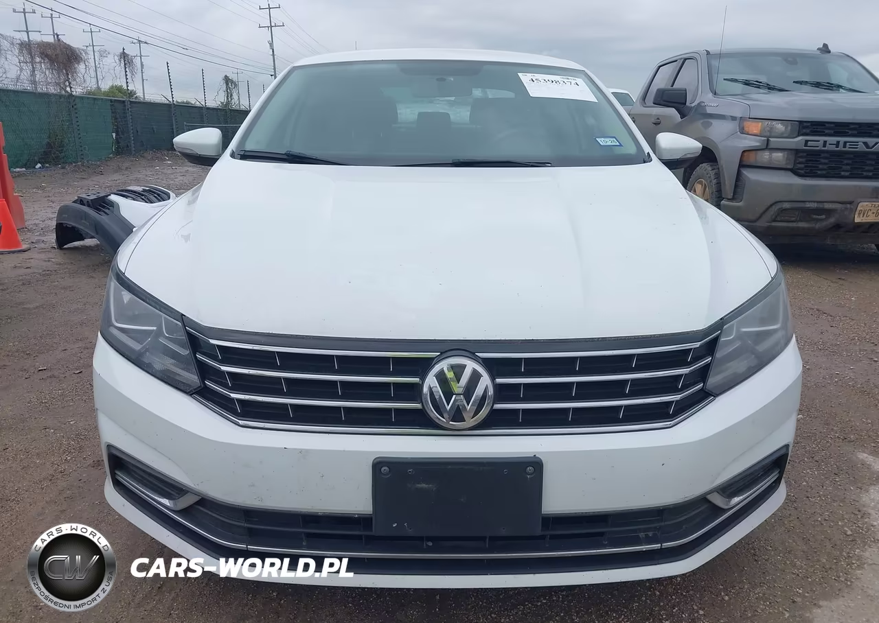 2018 Volkswagen Passat 2.0T R-Line-2.0T S VIN:1VWAA7A30JC016442 - 12
