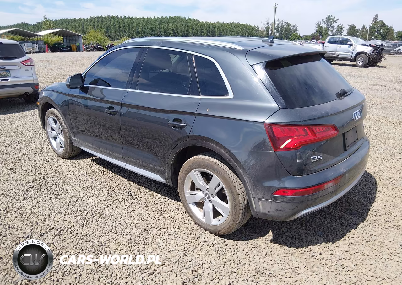 2018 Audi Q5 2.0T Premium-2.0T Tech Premium VIN:WA1BNAFY9J2082209 - 3