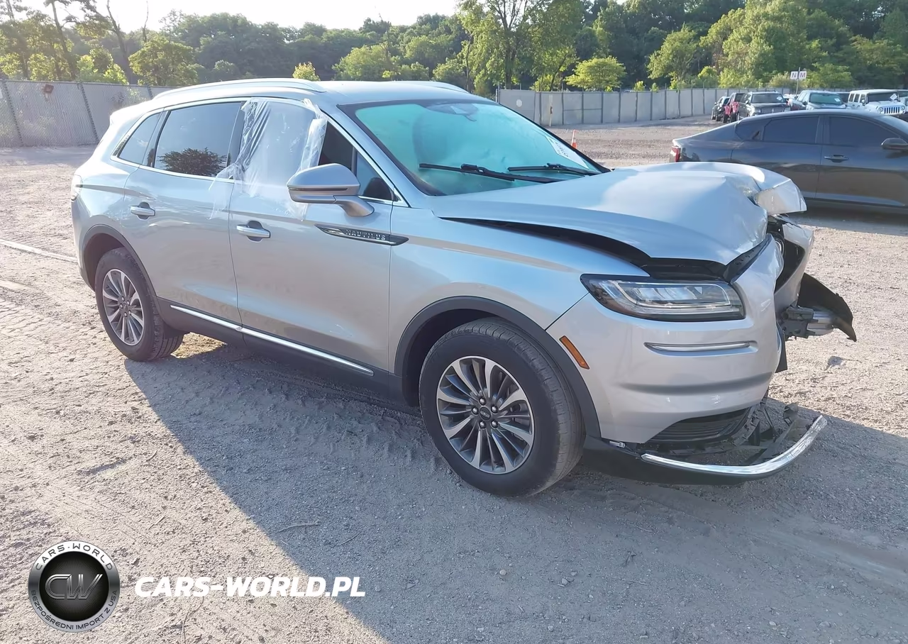 2022 Lincoln Nautilus Standard